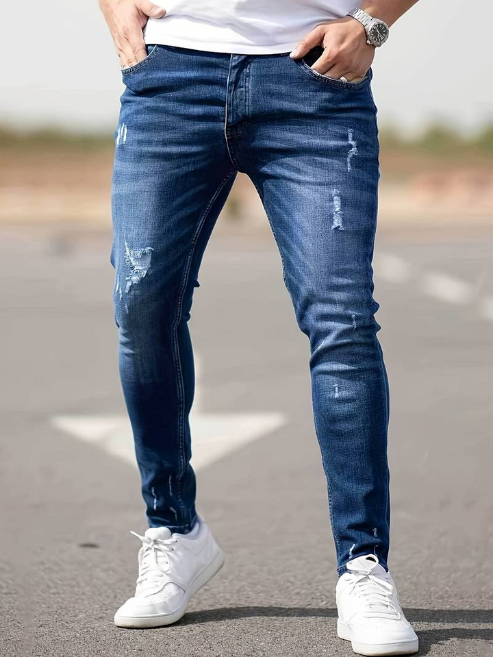 Beau | Men’s Distressed Jeans | Casual Fit